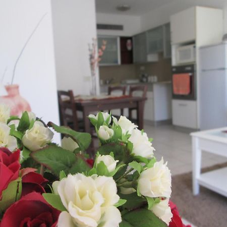 Nomi Suites Marina Herzelia Camera foto